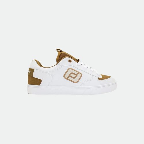Hero - BLANCO CARAMELO