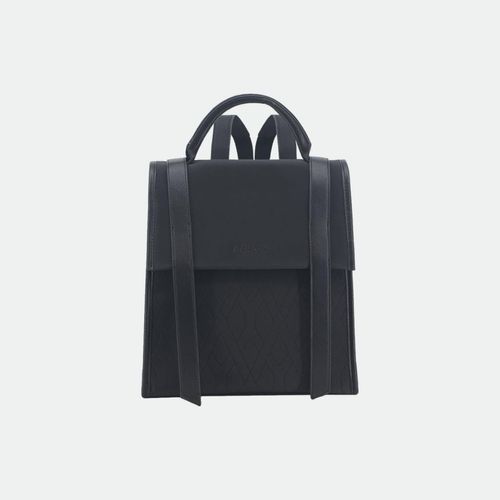 Mochila Amayra Con Solapa - Art 67.c2660 - NEGRO
