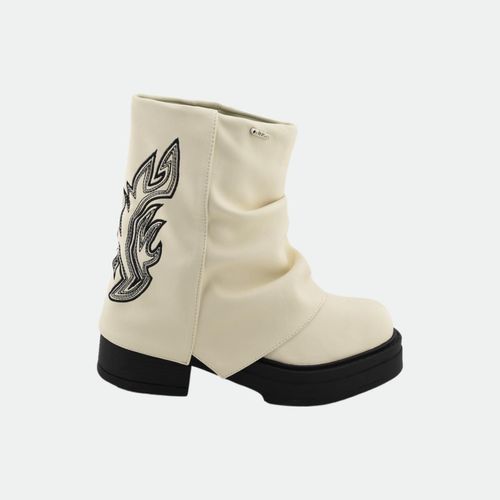 Bota Micaela Anca y Co - HUESO