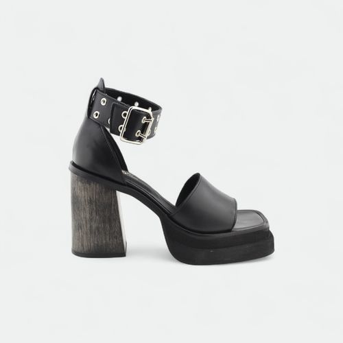 Sandalia urbana con taco y pulsera Asmara PREGO - NEGRO