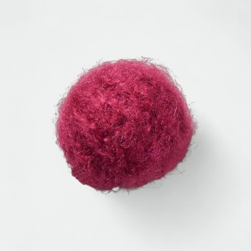 Jibbitz (Varios Modelos) - MAGENTA FAUX MOHAIR PUFF