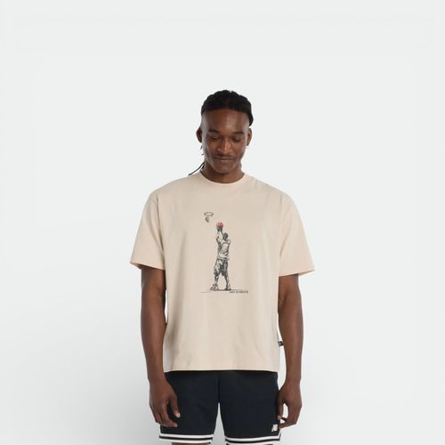 Remera Player de hombre NEW BALANCE - BEIGE