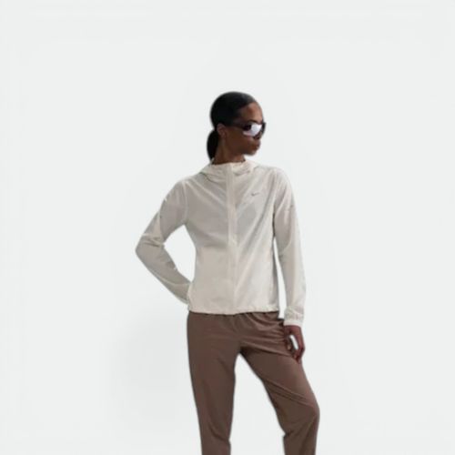 Campera Swift Rpl Pkbl mujer NIKE - SAIL