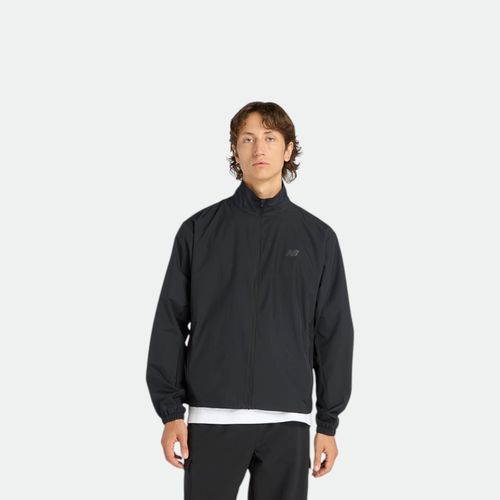 Campera Fast Days Hombre NEW BALANCE - BLACK