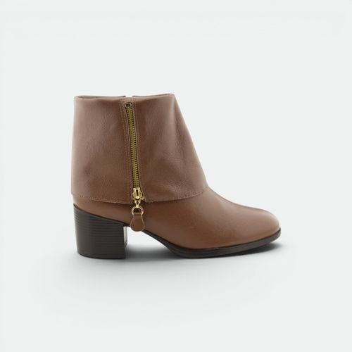 Bota Con Cierre Urbano Mujer SPELL - FLY CAPUCCINO
