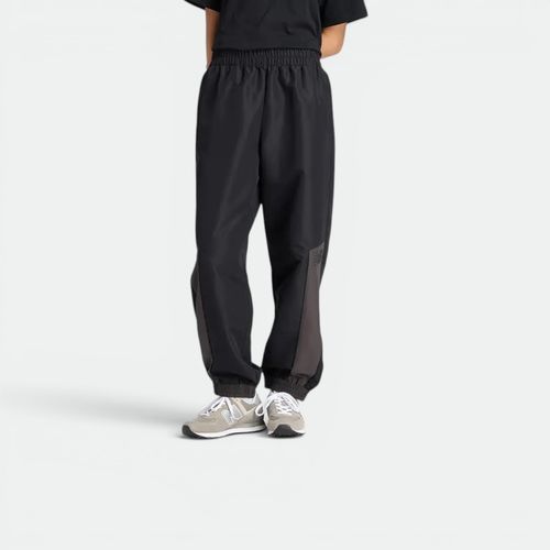 Pantalon Holgado Hombre NEW BALANCE - BLACK